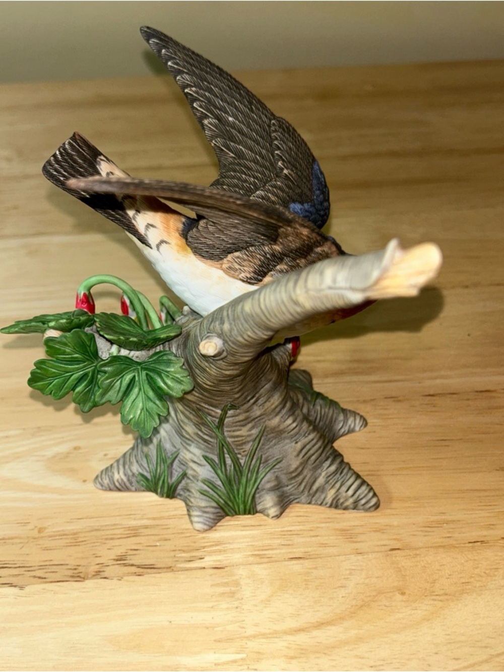 Lenox CLIFF SWALLOW Porcelain Bird Figurine 2000 Colorful Flowers - Picture 7 of 11